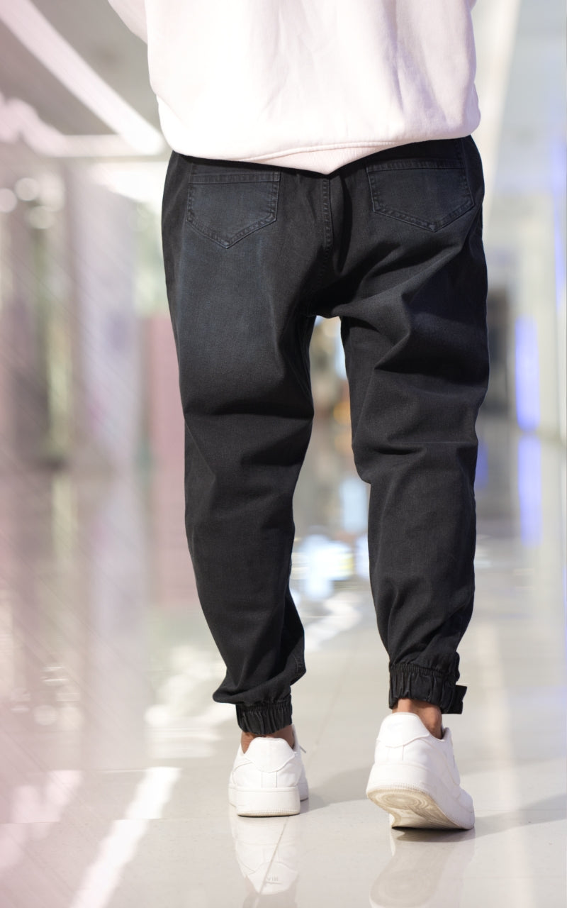 Jean Denim Homme Coupe Ajustée – WASSAT Collection