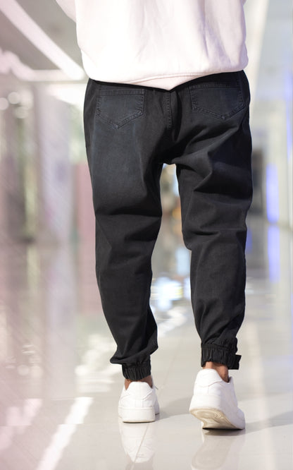 Jean Denim Homme Coupe Ajustée – WASSAT Collection