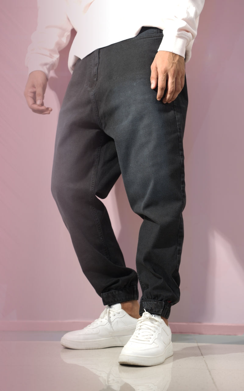 Jean Denim Homme Coupe Ajustée – WASSAT Collection