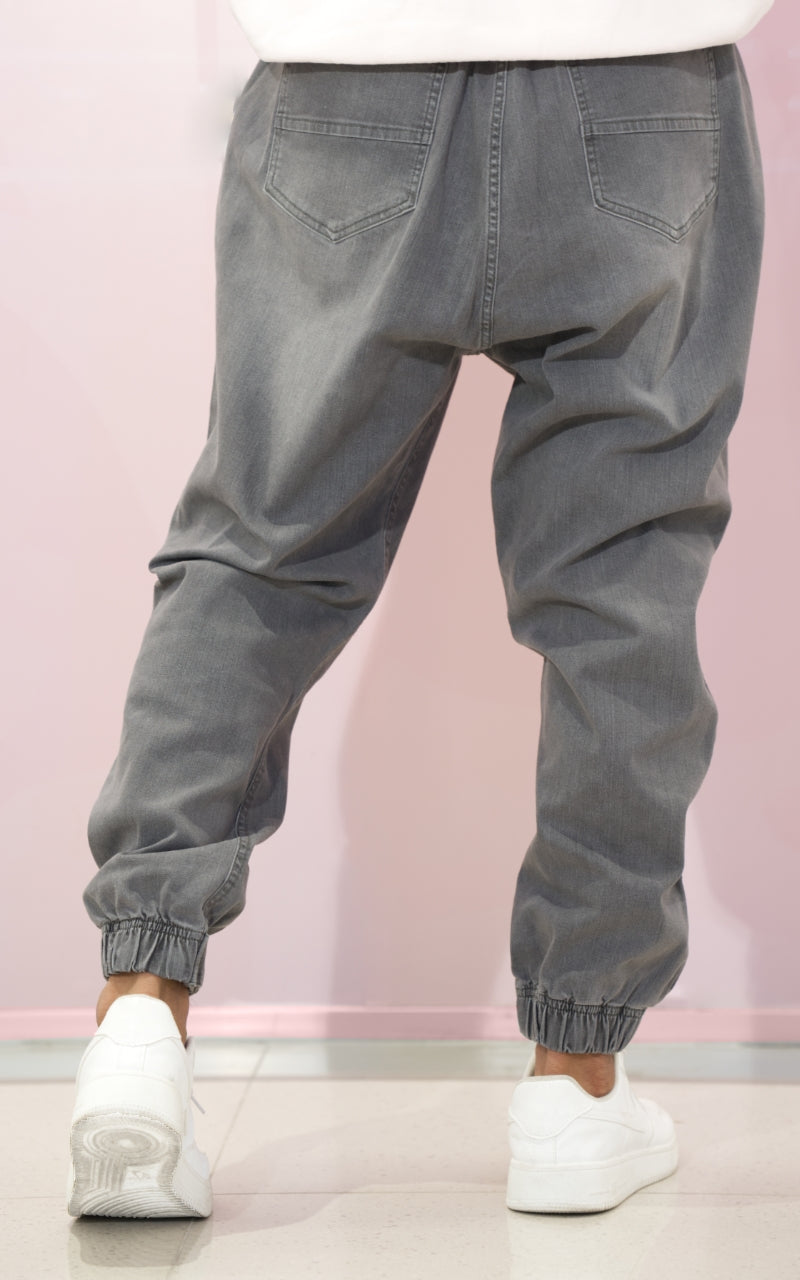 Jean Denim Homme Coupe Ajustée – WASSAT Collection